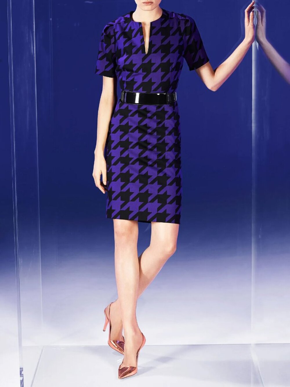 Escada Pre-Fall 2014 Dimara Houndstooth Short Sleeve Sheath Dress Vintage 36 6